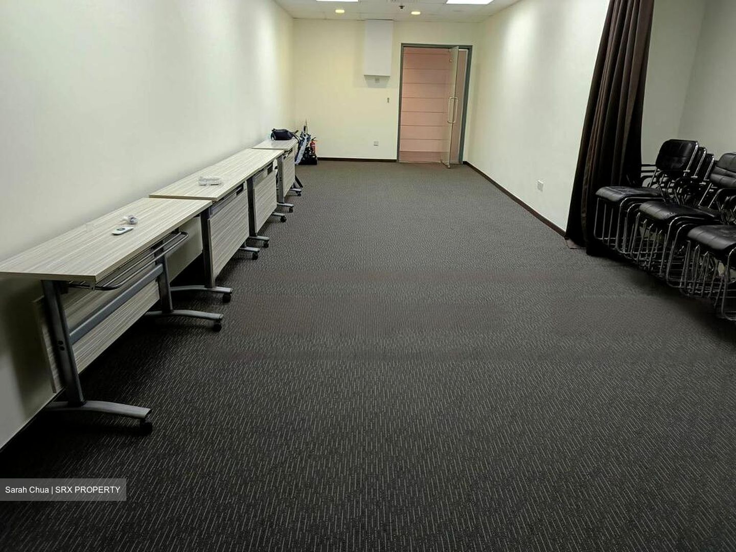 International Plaza (D2), Office #458173111